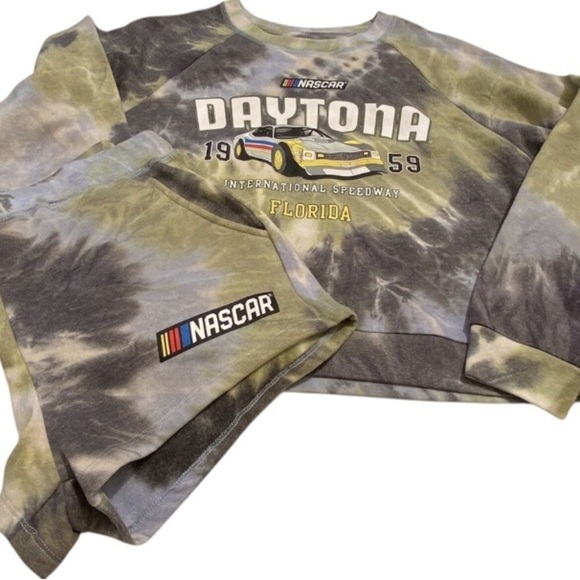Daytona Nascar cotton blend tie dye sweats sweatshirt shorts Fall lounge set - Picture 2 of 5